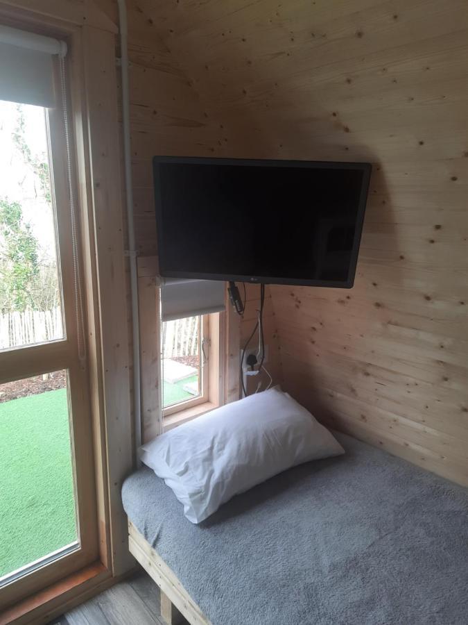 Ferienwohnung Ivy Hill Glamping Pod Ennis Exterior foto