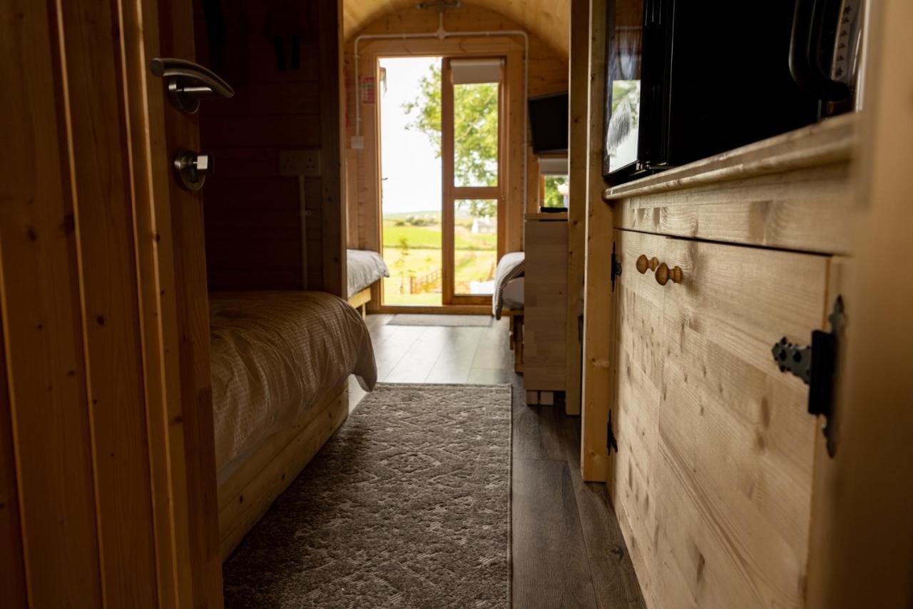 Ferienwohnung Ivy Hill Glamping Pod Ennis Exterior foto